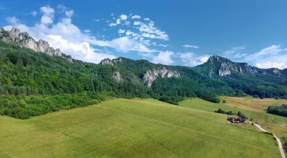 Koliba Pod Skalami Villa Sulov Exterior foto